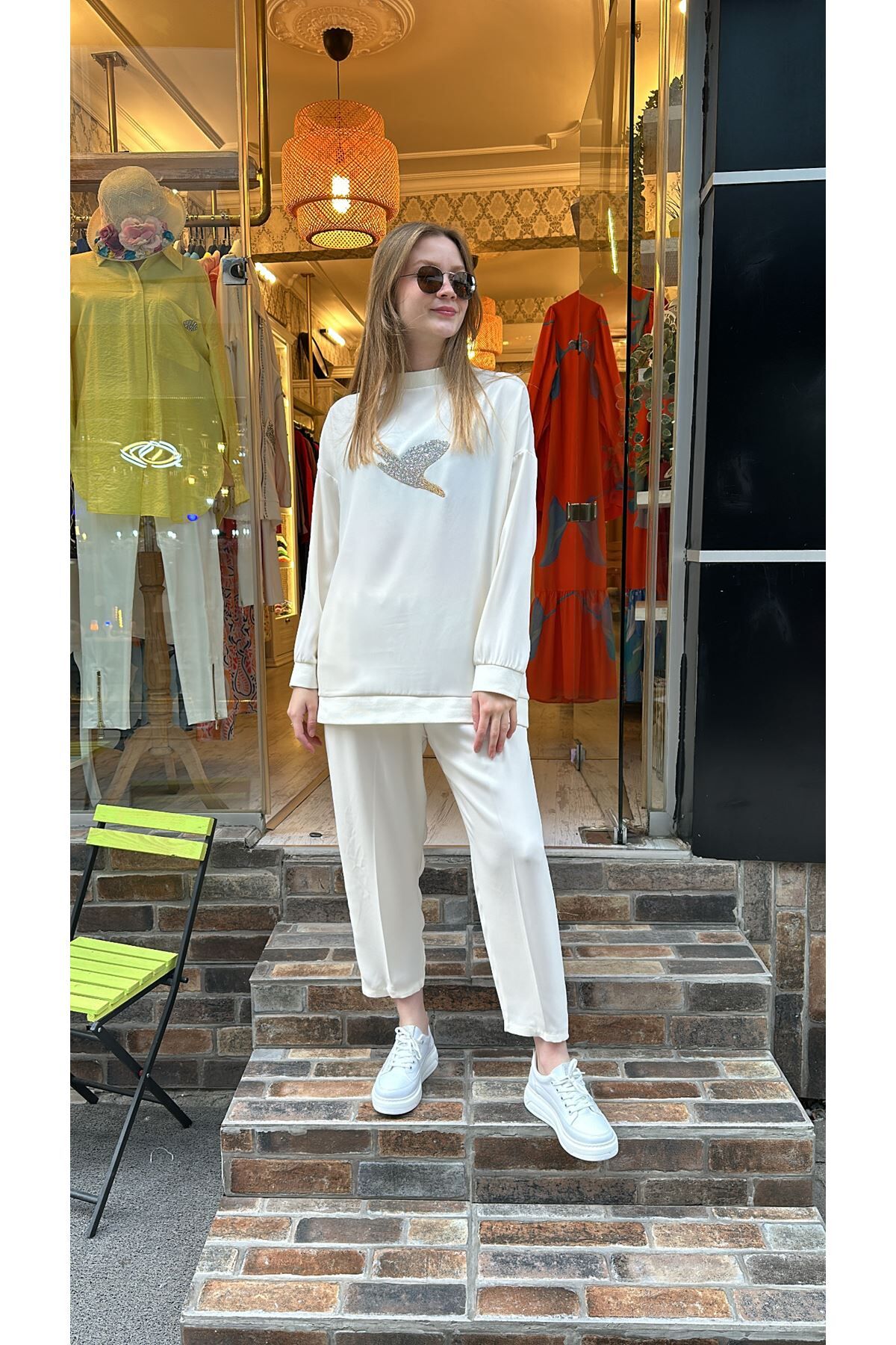 4446 Taşlı Sweat - Ekru