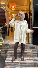 2533 Broşlu Hırka - ekru