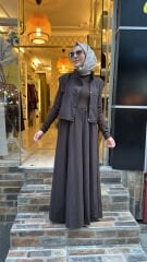 34364 Yelekli Elbise Takım - Kahve