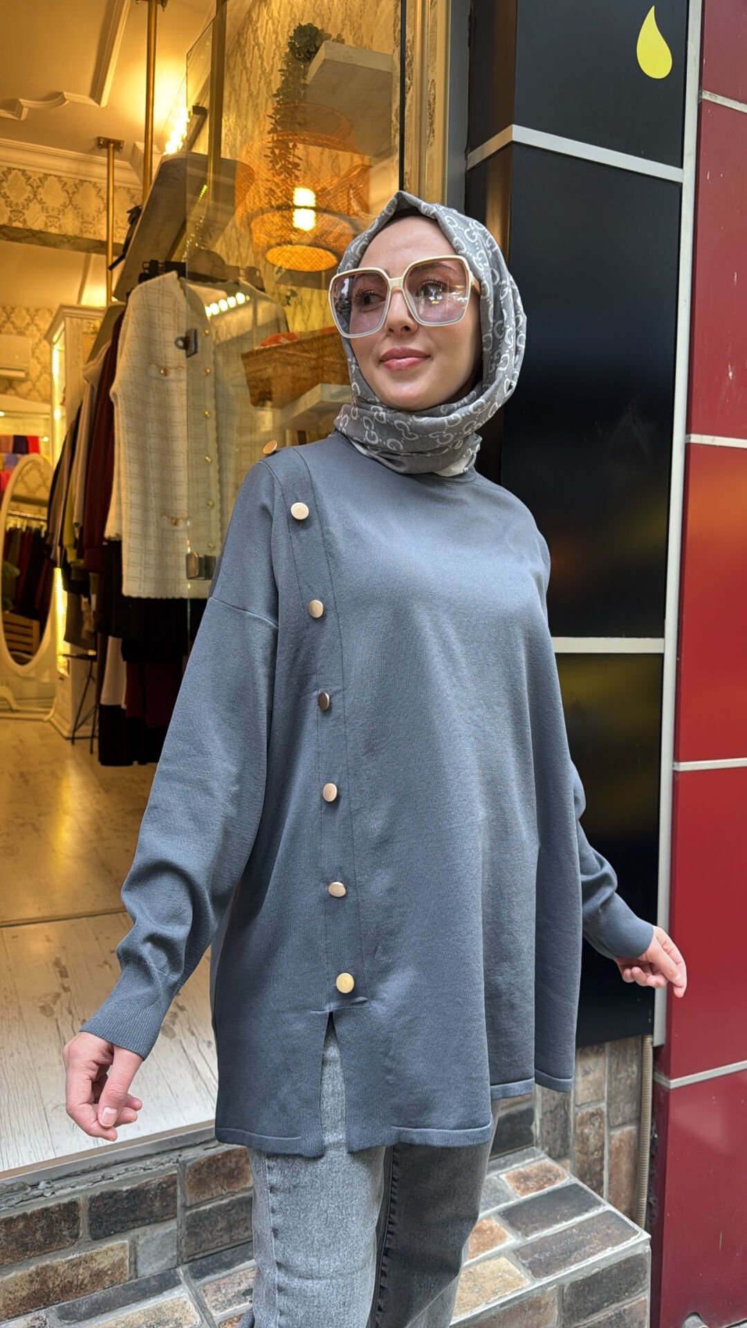 40986 Düğmeli Triko - Füme