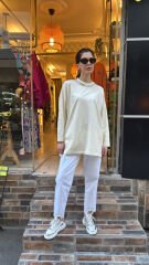 4737 Yakası Taşlı Sweat - Krem