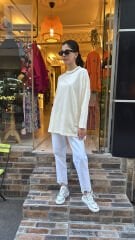 4737 Yakası Taşlı Sweat - Krem