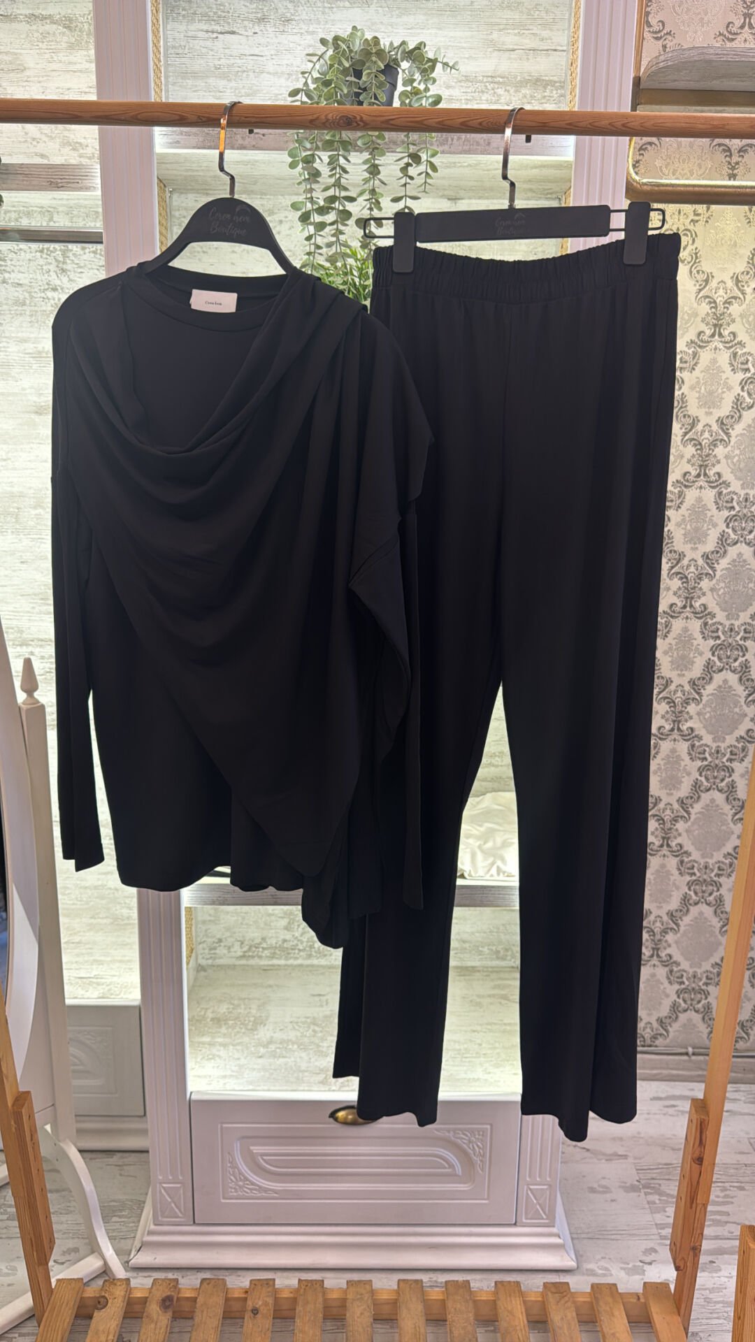 1550 Mayro Pelerinli Takım - Siyah