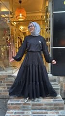 1669 Broşlu Elbise - Siyah