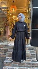 1669 Broşlu Elbise - Siyah