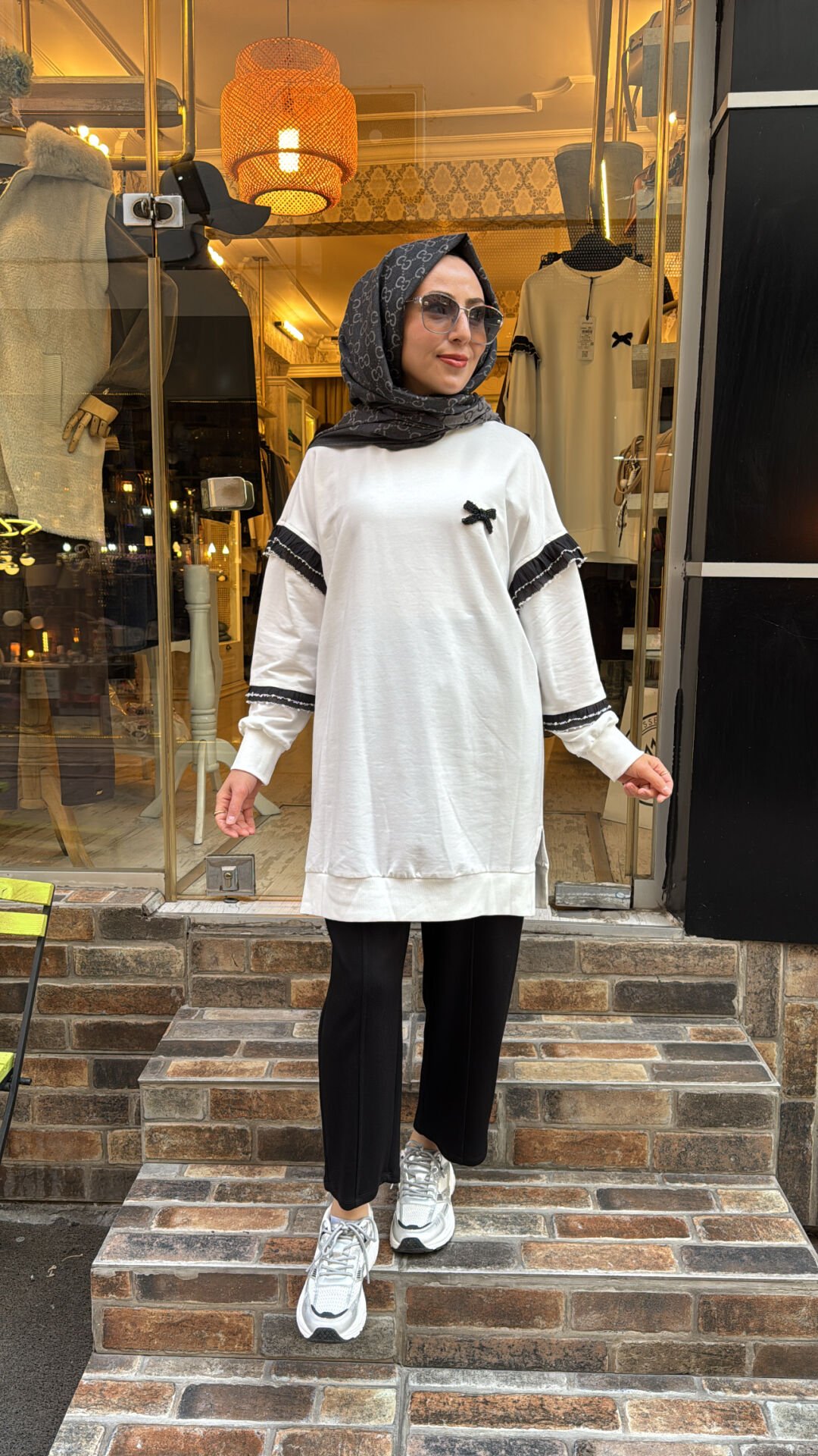 10718 Tül Fırfırlı Sweat - Ekru