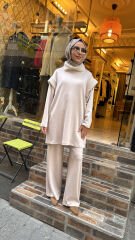 8579 Kürk Detay Takım - Bej