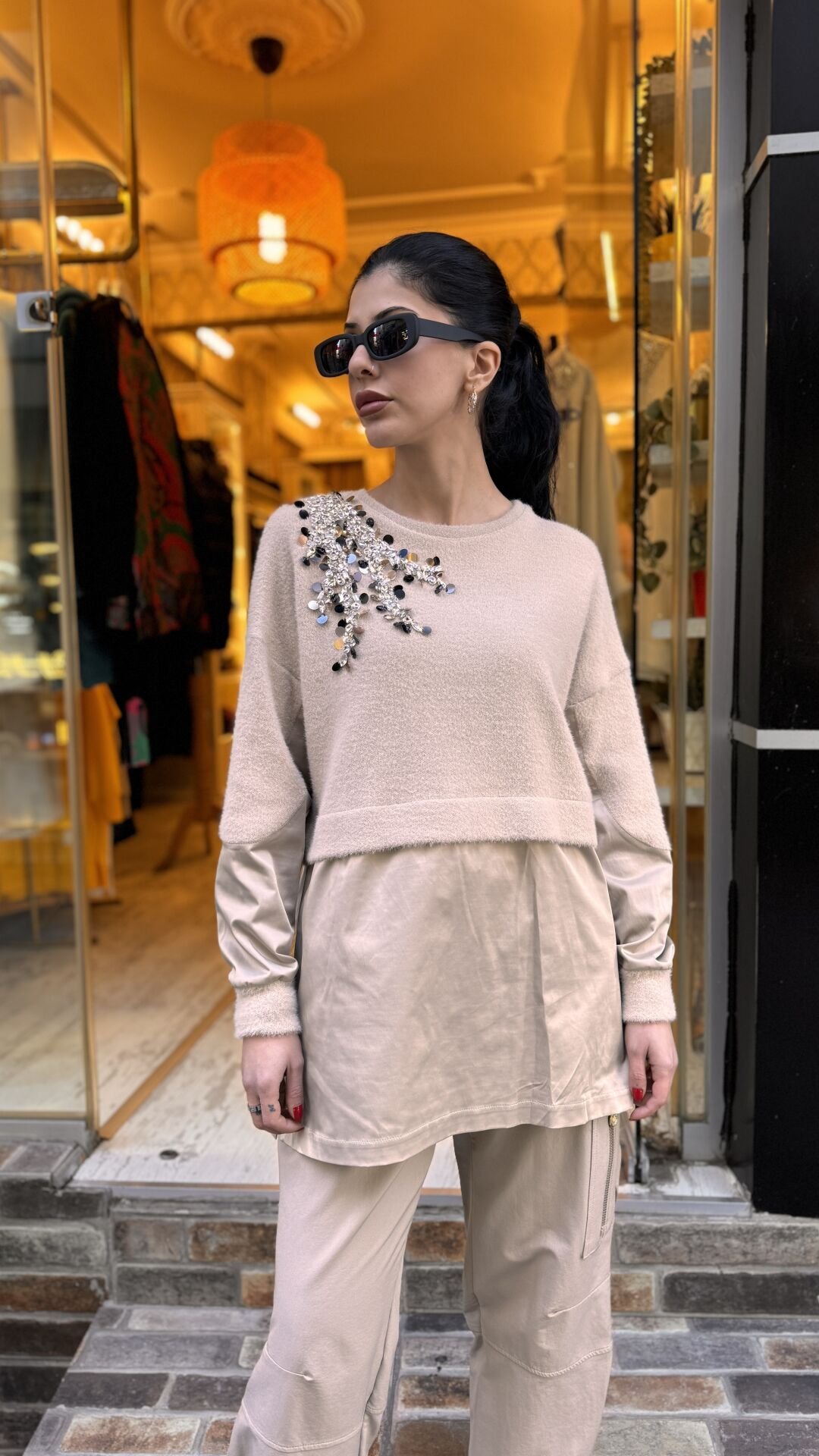 4696 Taşlı Angora Saten Tunik - Bej