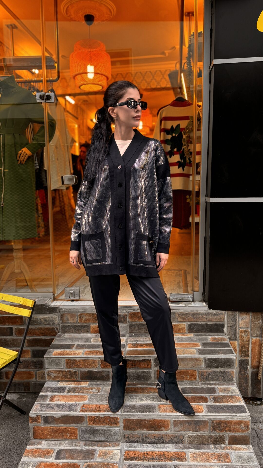 4589 Payetli Triko Hırka - Siyah