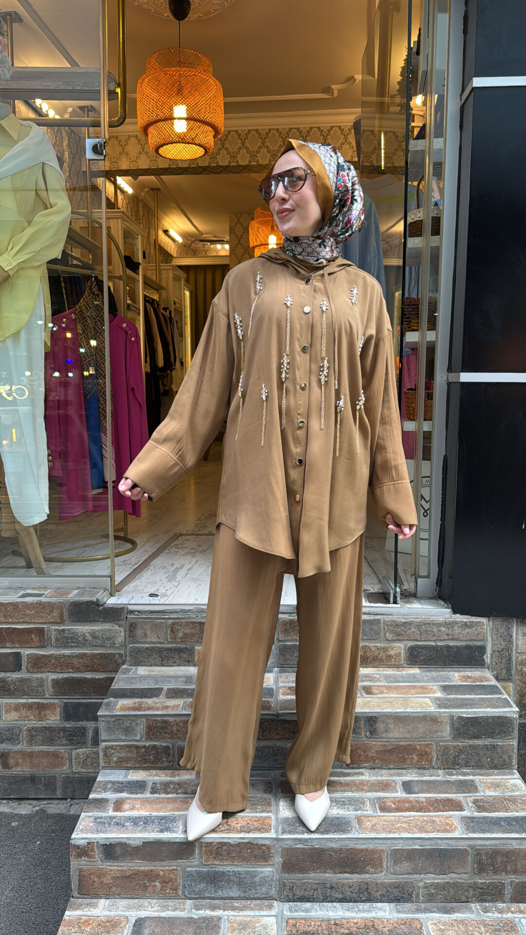 5147 Kapüşonlu Taşlı Takım - Camel